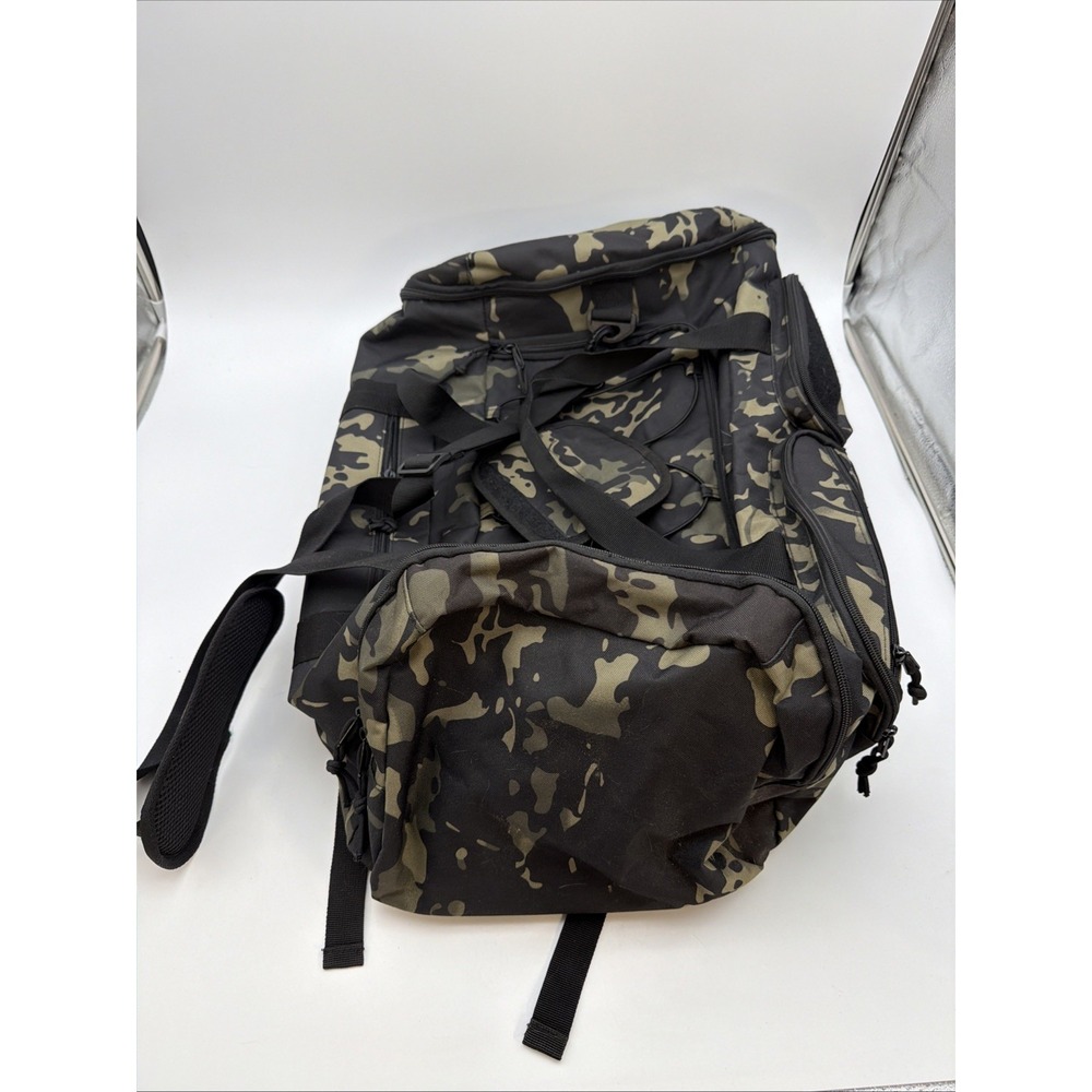 multi-functional tactical duffel bag and convertible backpack Camo